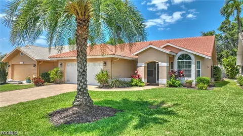 16238 Kelly Woods Dr, Fort Myers, FL 33908