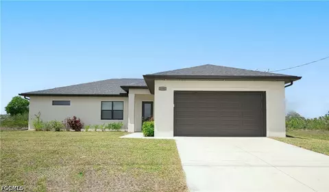 2102 NW 6th Pl, Cape Coral, FL 33993