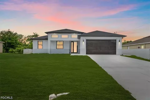 2803 48th St SW, Lehigh Acres, FL 33976