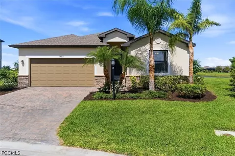 14639 Monrovia Ln, Fort Myers, FL 33905