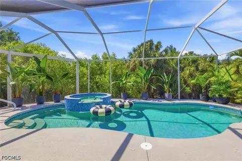 9341 Pittsburgh Blvd, Fort Myers, FL 33967
