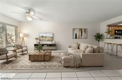 8302 Charter Club Cir #6, Fort Myers, FL 33919
