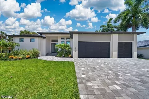 3914 SE 20th Ave, Cape Coral, FL 33904