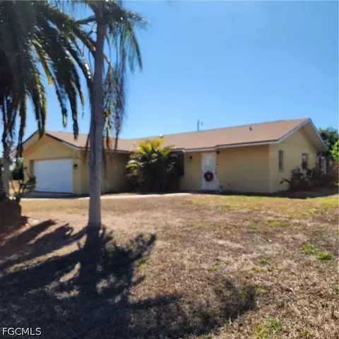 1922 NE 20th Ct, Cape Coral, FL 33909