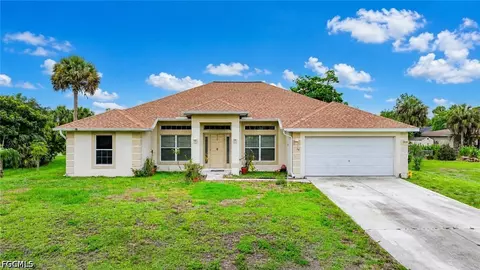 20 Hampton Ave, Lehigh Acres, FL 33936