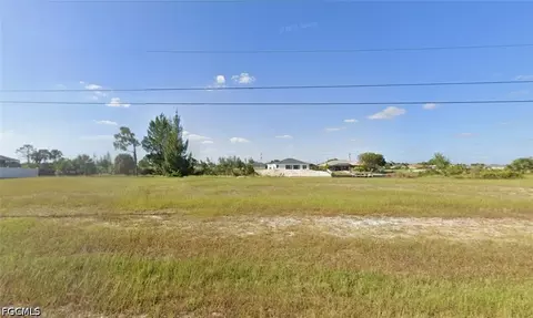 1011 NE 37th Ter, Cape Coral, FL 33909