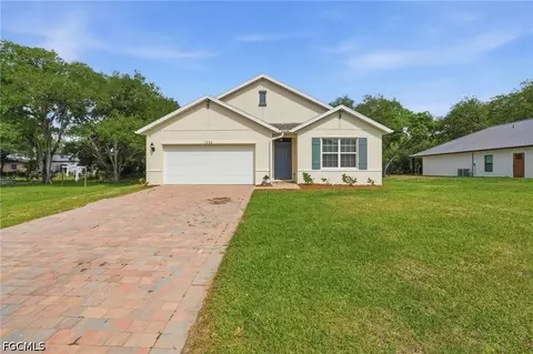 1236 March Ln, Labelle, FL 33935
