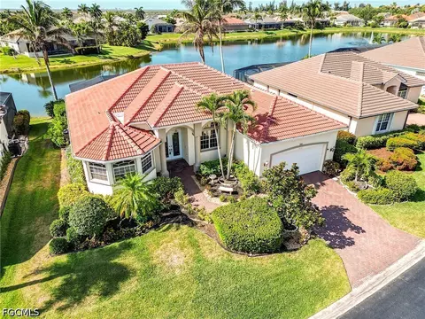 8555 Southwind Bay Cir, Fort Myers, FL 33908