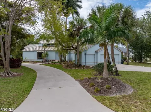 12331 Oak Brook Ct, Fort Myers, FL 33908