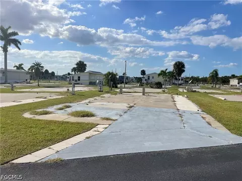 19681 Summerlin Apt 527 Rd, Fort Myers, FL 33908
