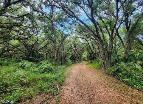 1040 Kirby Thompson Rd, Labelle, FL 33935