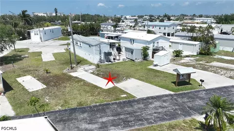 8 Helen Ln, Fort Myers Beach, FL 33931