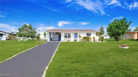 515 York Rd, Lehigh Acres, FL 33936