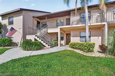 5735 Foxlake Dr #2, North Fort Myers, FL 33917