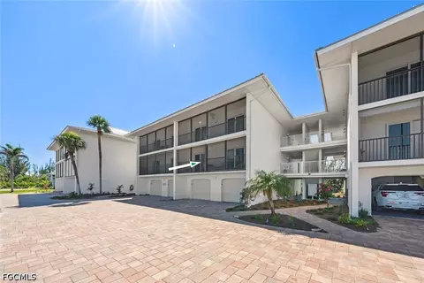 1340 Middle Gulf Dr #8A, Sanibel, FL 33957