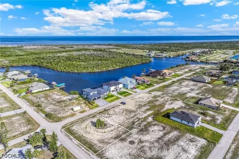 3419 NW 46th Pl, Cape Coral, FL 33993