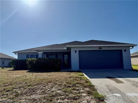 2833 NW 6th Pl, Cape Coral, FL 33993