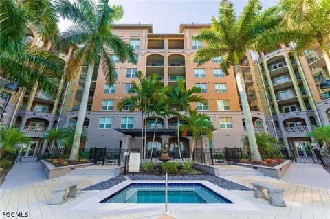 2825 Palm Beach Blvd #214, Fort Myers, FL 33916