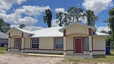 4653-4655 29th St SW, Lehigh Acres, FL 33973