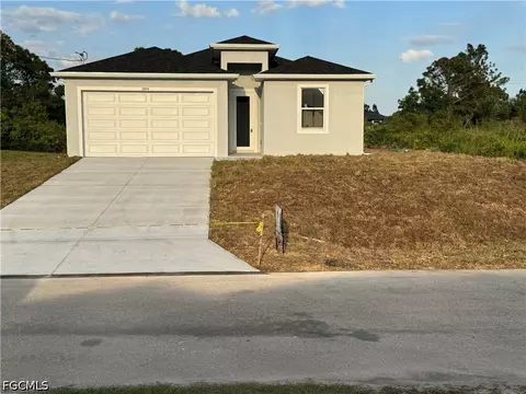 2804 Anita Ave N, Lehigh Acres, FL 33971