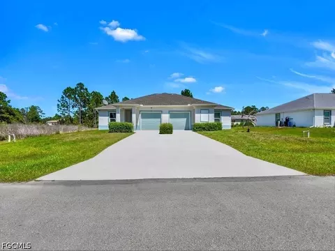 849851 Bedford Dr, Lehigh Acres, FL 33974