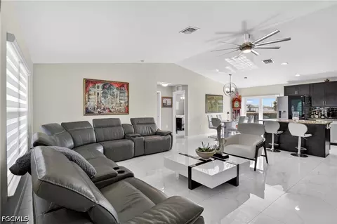 Living - 1220 Moore Run, Labelle, FL 33935 photo 3 of 3