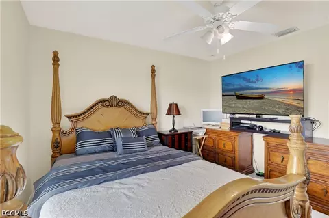 Bedroom - 1220 Moore Run, Labelle, FL 33935 photo 5 of 6