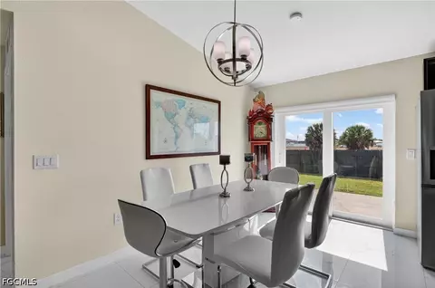 Dining - 1220 Moore Run, Labelle, FL 33935 photo 1 of 1