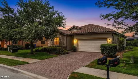 9302 Via San Giovani St, Fort Myers, FL 33905