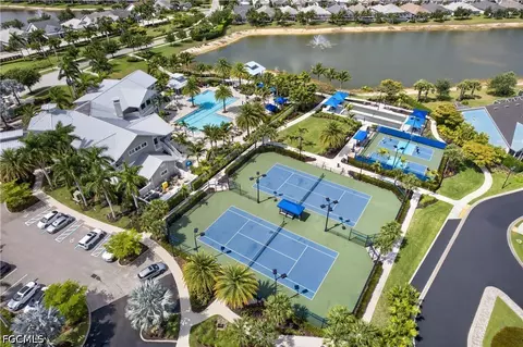 View/Area - 20014 Parrot Key Ct, Estero, FL 33928 photo 5 of 6