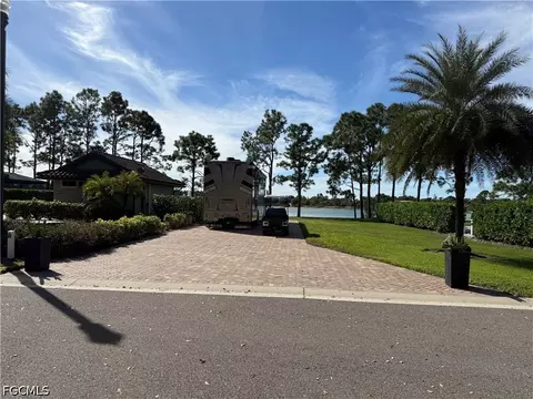 13815 Golden Palms Cir, Fort Myers, FL 33913