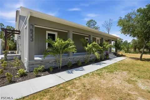7933 5th Ter, Labelle, FL 33935 photo 2