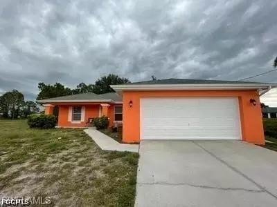 3902 23rd St SW, Lehigh Acres, FL 33976