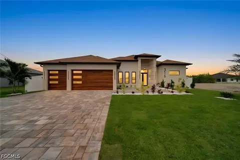 316 SW 13th Ct, Cape Coral, FL 33991