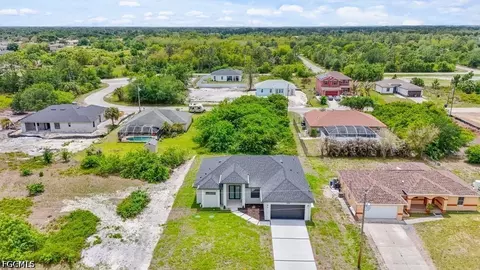 548 Long Island St E, Lehigh Acres, FL 33974