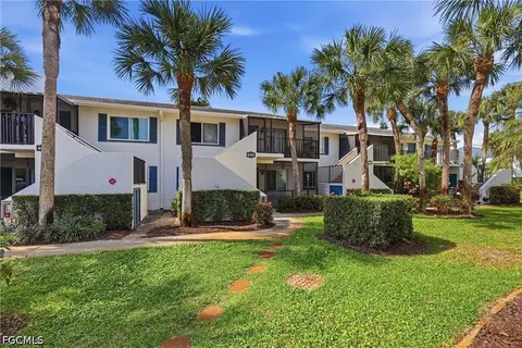 4080 Looking Glass Ln #2905, Naples, FL 34112
