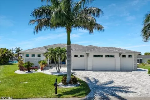 3816 SE 21st Pl, Cape Coral, FL 33904