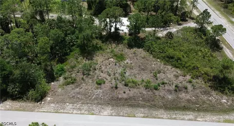 1824 Marlboro Ln, Lehigh Acres, FL 33972