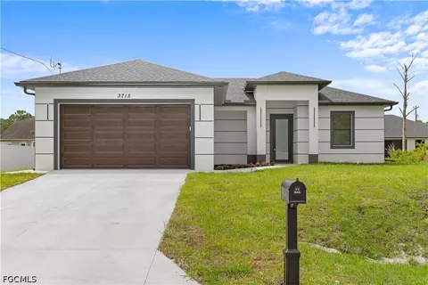 3715 38th St SW, Lehigh Acres, FL 33976