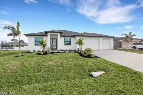 411 NE 7th Ter, Cape Coral, FL 33909