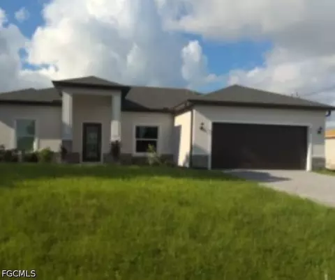 28 NW 26th St, Cape Coral, FL 33993