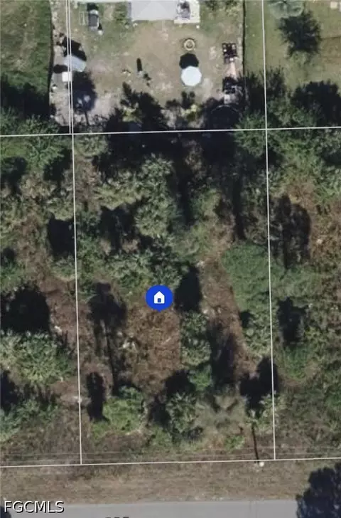 3604 74th St W, Lehigh Acres, FL 33971