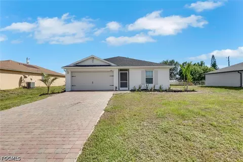 414 NW 13th Ter, Cape Coral, FL 33993