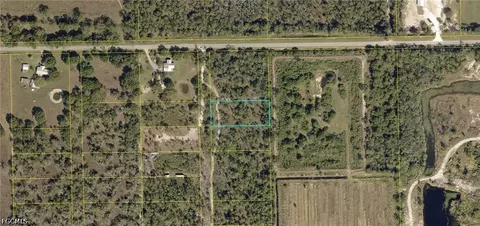 5810 Stewart Ln, Labelle, FL 33935