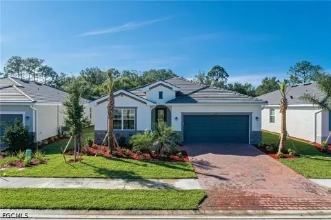 3314 Weston Manor Dr, Alva, FL 33920