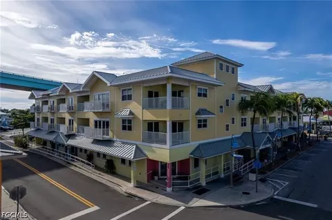 450 Old San Carlos Blvd SW #309, Fort Myers Beach, FL 33931