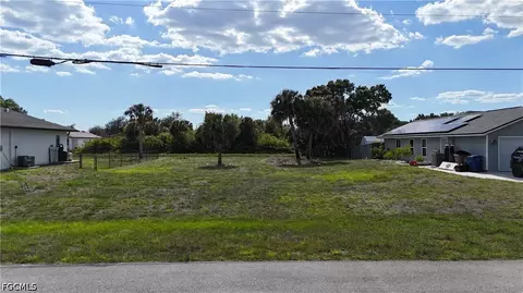 6045 Tabor Ave, Fort Myers, FL 33905