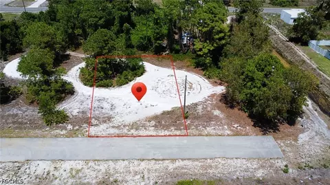 3502 24th St SW, Lehigh Acres, FL 33976