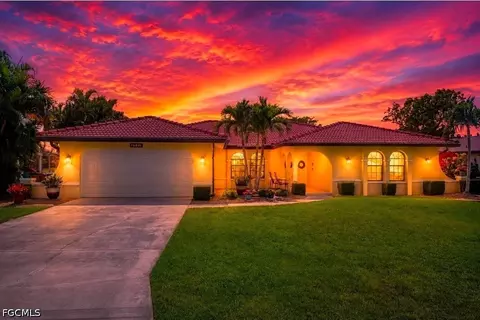 3718 SE 8th Ave, Cape Coral, FL 33904