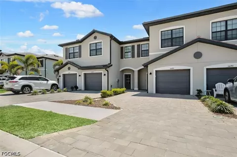 14195 Pine Lodge Ln, Fort Myers, FL 33913